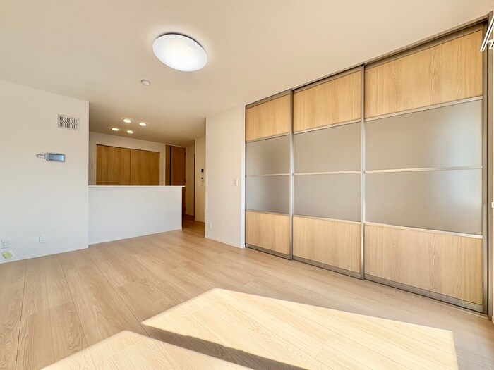 物件内観写真8　(居室)