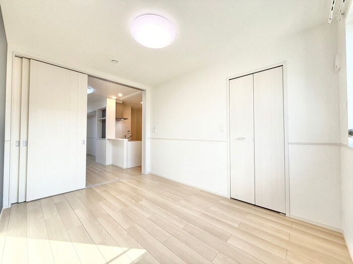 物件内観写真10　(居室)