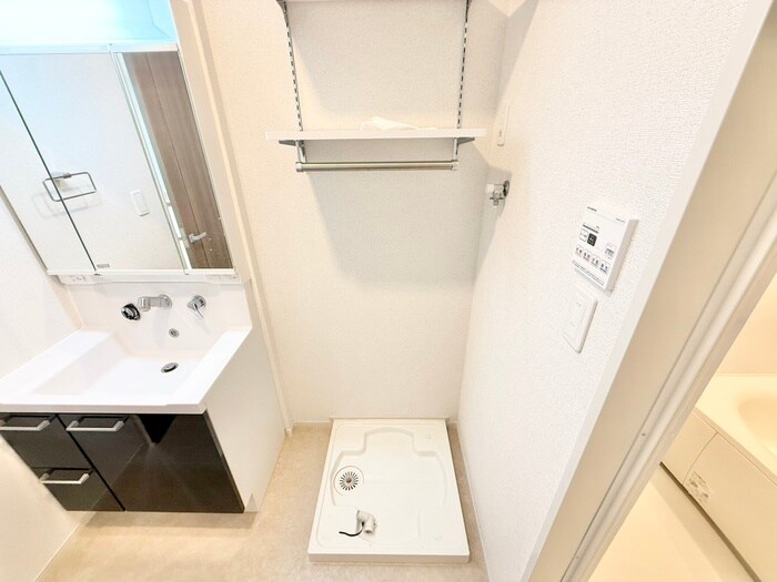 物件内観写真19　(洗濯機置場)