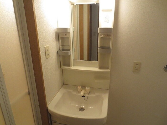 物件内観写真10　(洗面)