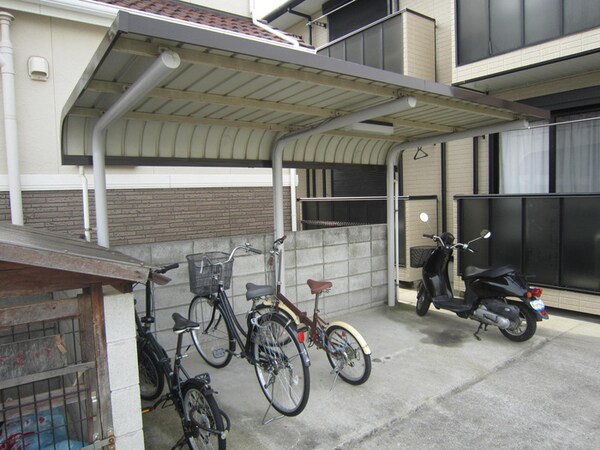 駐輪場