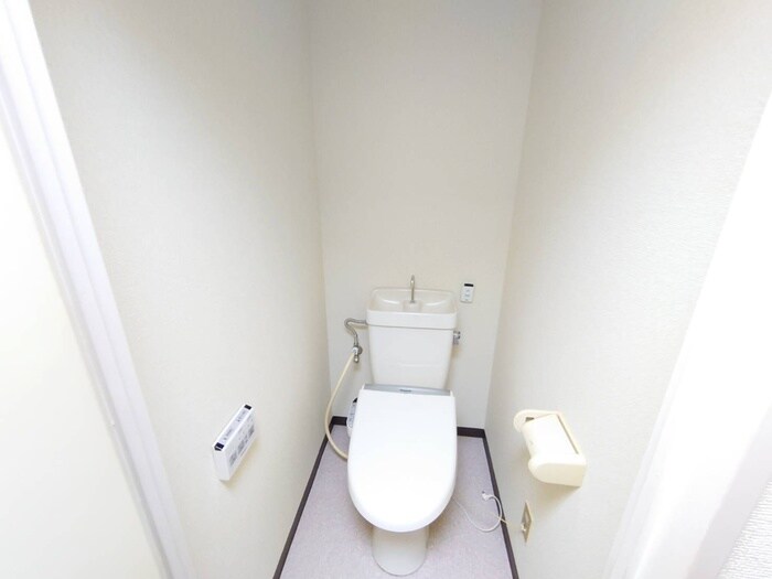 物件内観写真12　(トイレ)