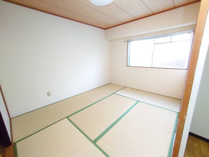 物件内観写真15　(居室)