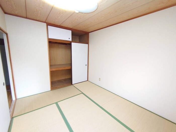 物件内観写真16　(収納)