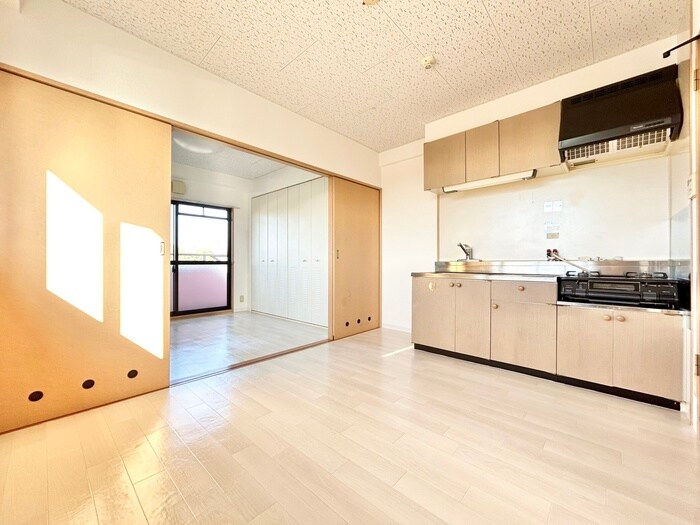 物件内観写真7　(居室)