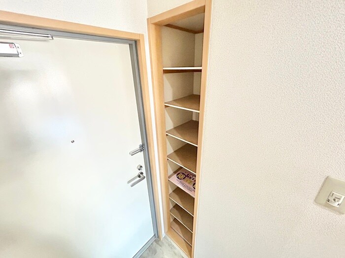 物件内観写真17　(靴箱)