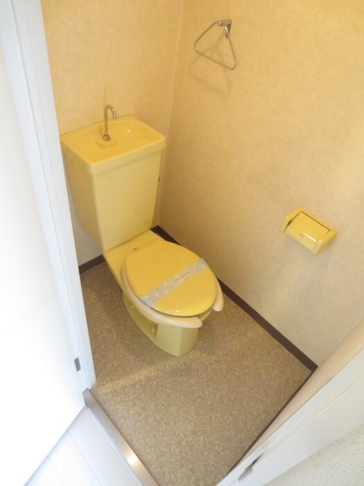 物件内観写真12　(トイレ)