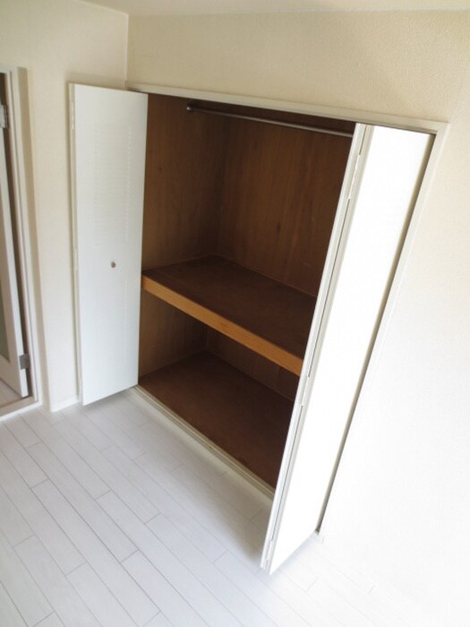物件内観写真15　(収納)