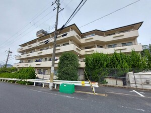 シャルム醍醐外観写真
