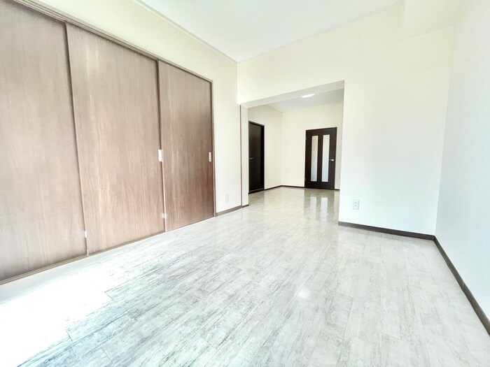 物件内観写真6　(居室)