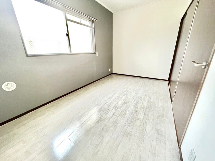 物件内観写真13　(居室)