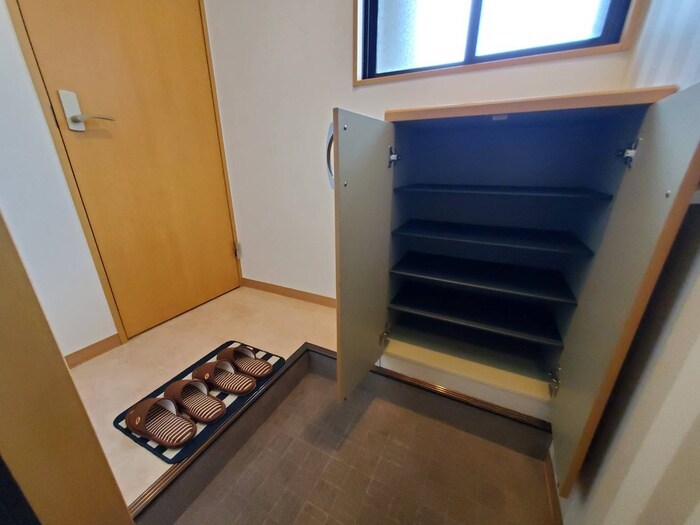 物件内観写真19　(靴箱)