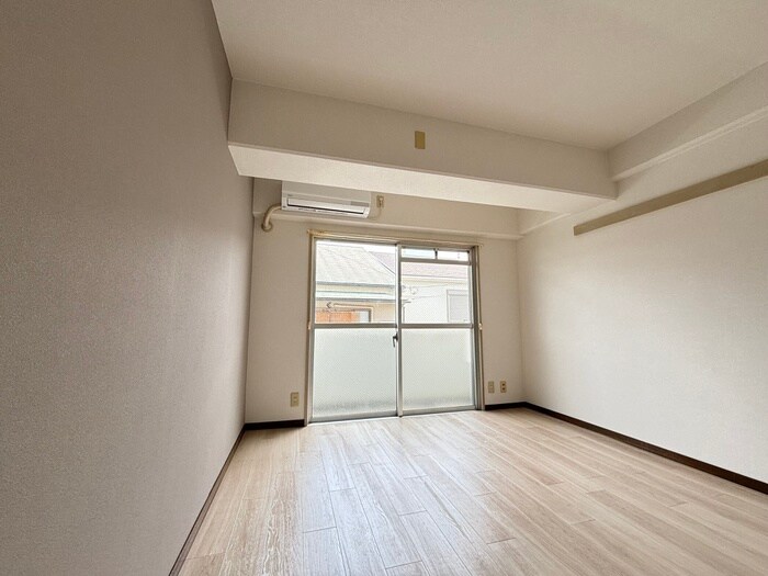 物件内観写真14　(居室)