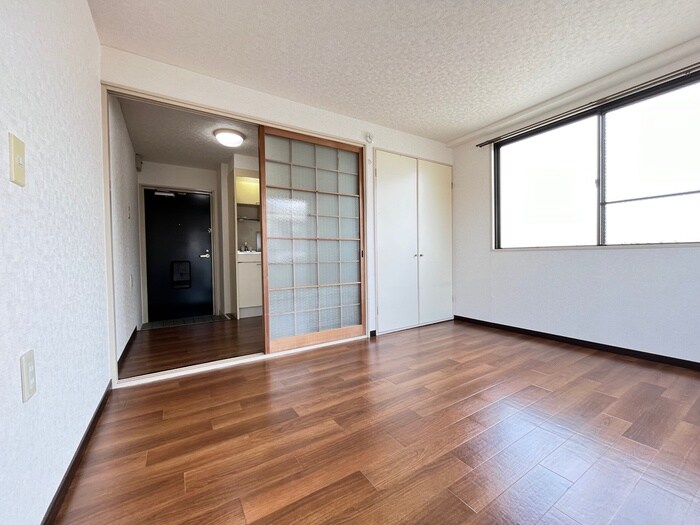 物件内観写真16　(居室)