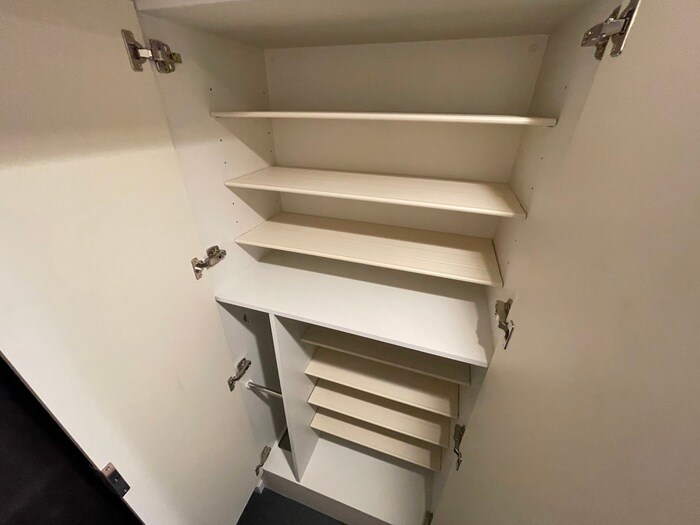 物件内観写真17　(靴箱)