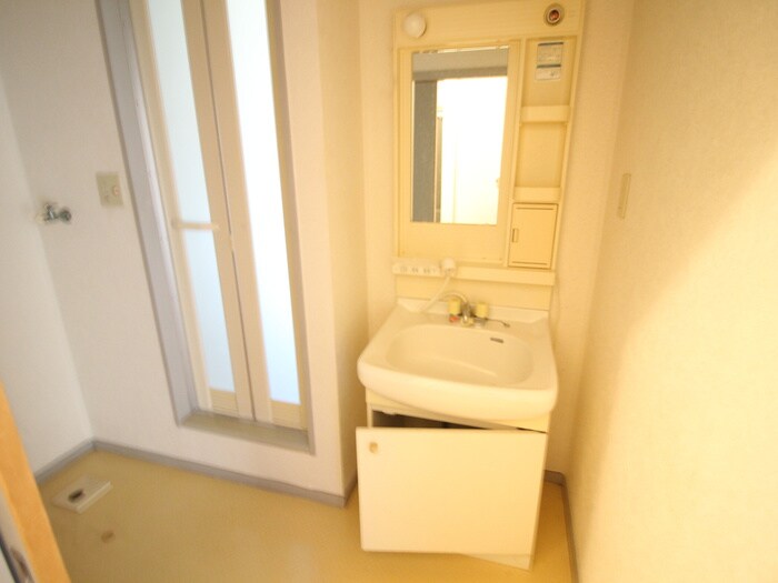 物件内観写真10　(洗面)