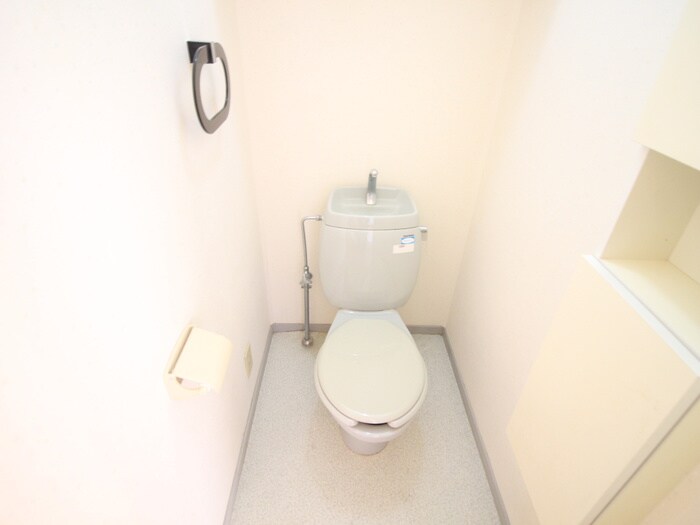 物件内観写真14　(トイレ)