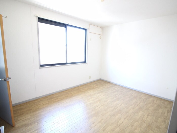 物件内観写真22　(居室)