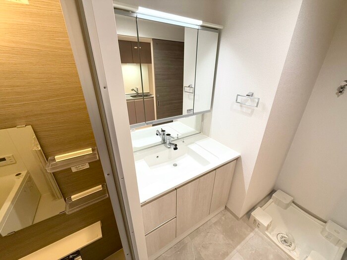 物件内観写真8　(洗面)