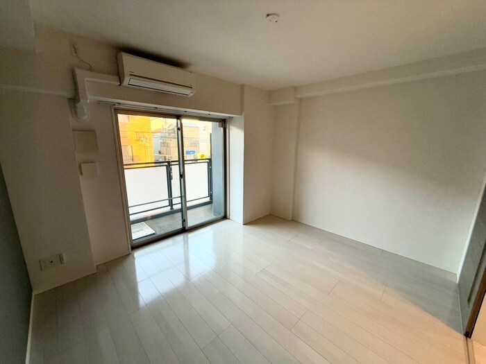 物件内観写真13　(居室)