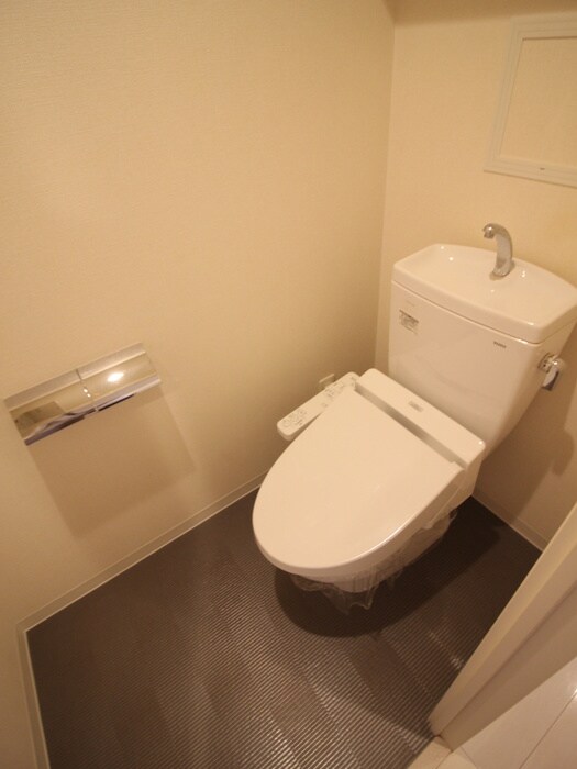 物件内観写真13　(トイレ)