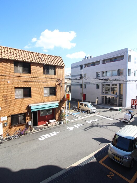 物件内観写真22　(室内からの展望)