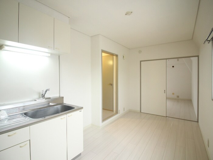 物件内観写真10　(居室)