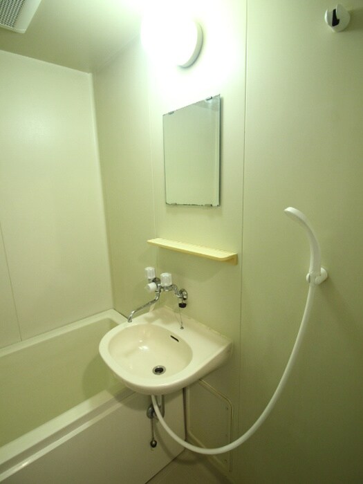 物件内観写真13　(洗面)