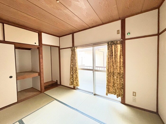 物件内観写真8　(居室)