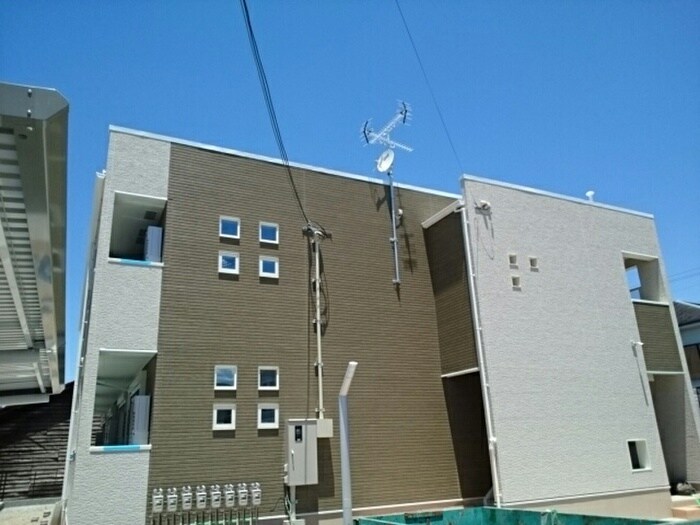 物件外観写真1　(外観写真)