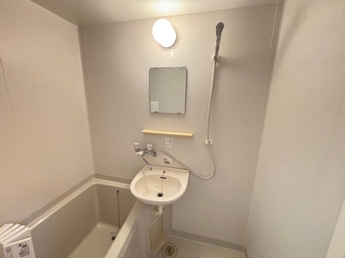 物件内観写真10　(洗面)