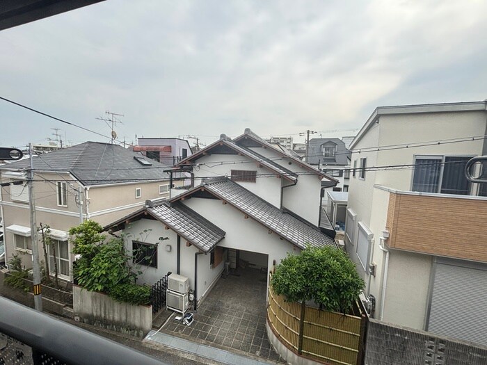 物件内観写真18　(室内からの展望)