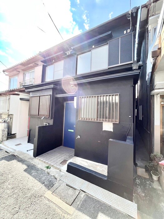 物件外観写真3　(外観写真)