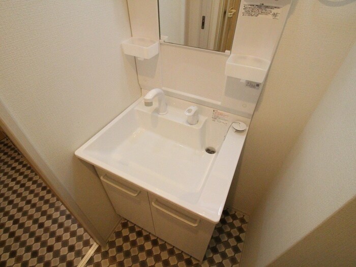 物件内観写真11　(洗面)