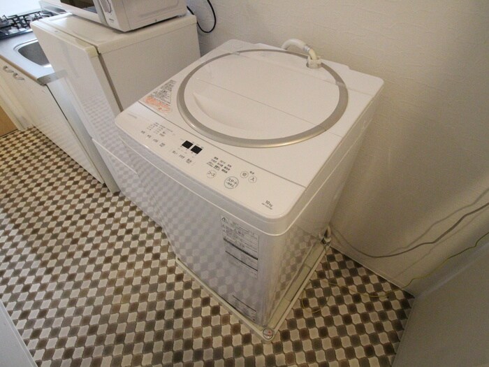 物件内観写真16　(洗濯機置場)