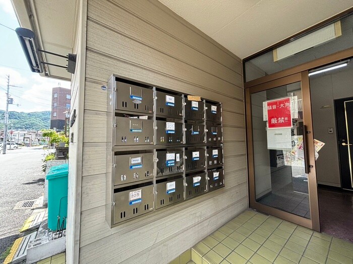 物件外観写真4　(建物設備)