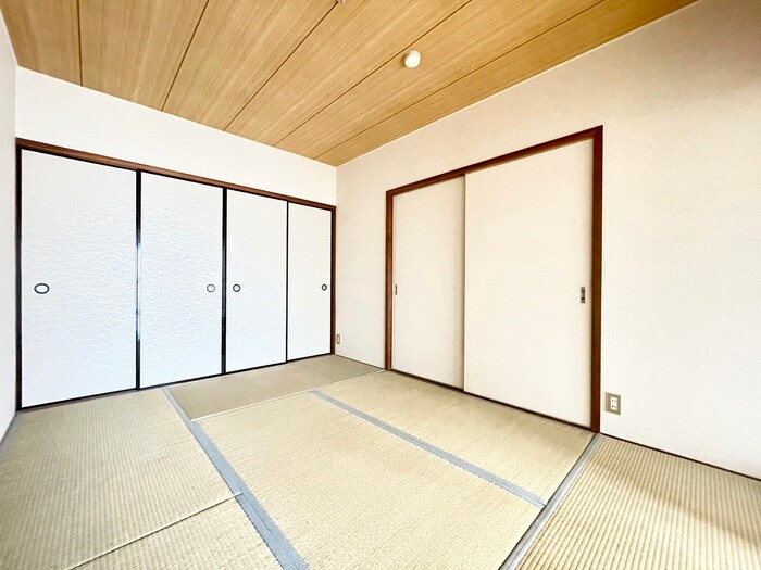 物件内観写真9　(居室)