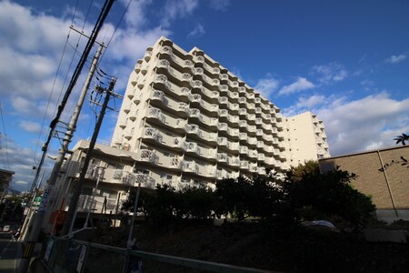 豊中ロイヤルマンション(306)外観写真