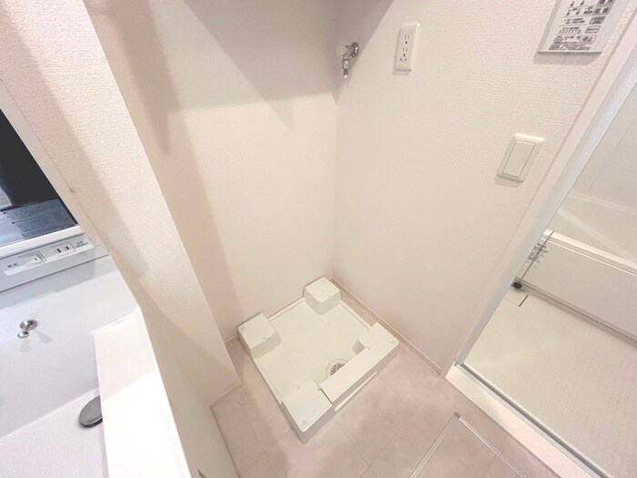 物件内観写真19　(洗濯機置場)