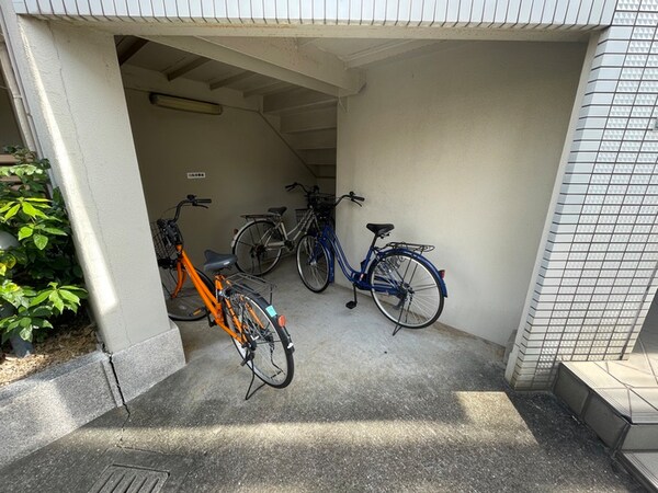 駐輪場