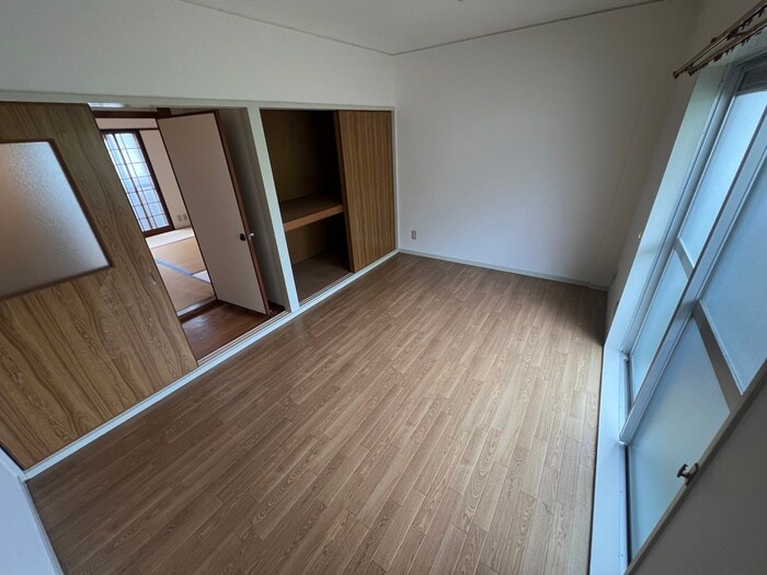 物件内観写真8　(居室)