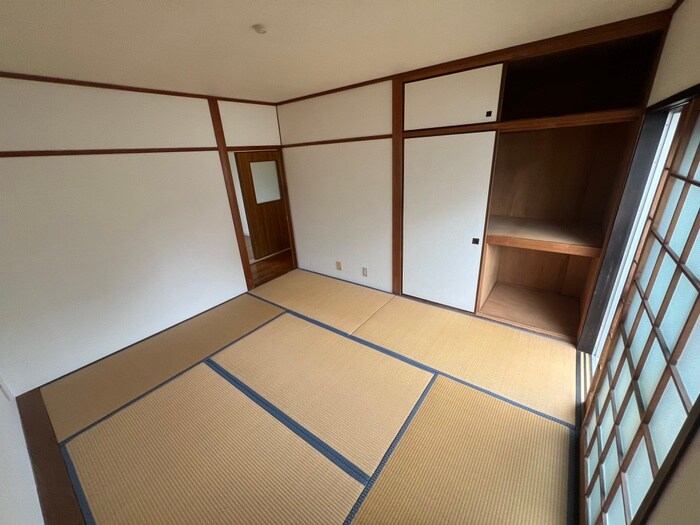 物件内観写真9　(居室)