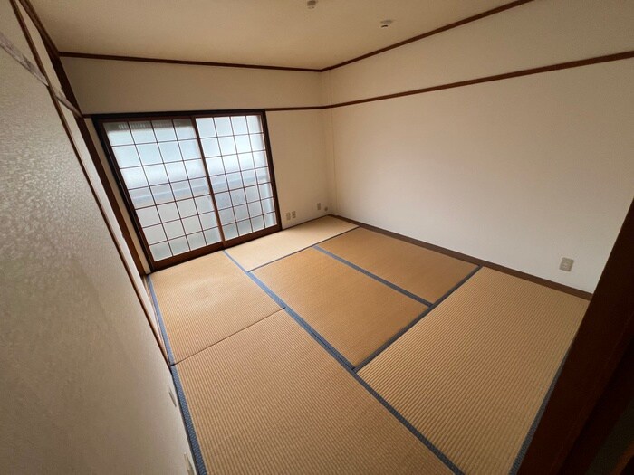 物件内観写真10　(居室)