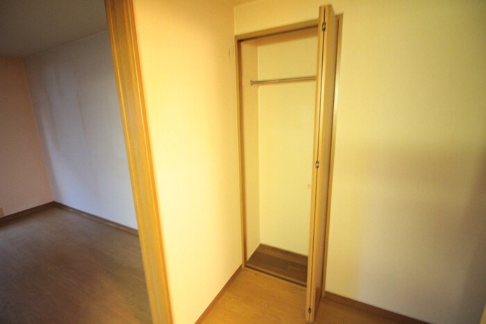 物件内観写真8　(収納)