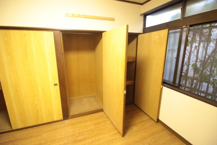 物件内観写真10　(収納)