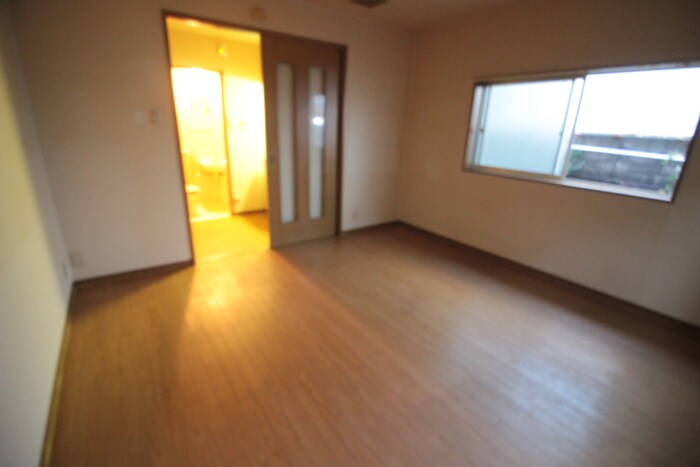 物件内観写真10　(居室)