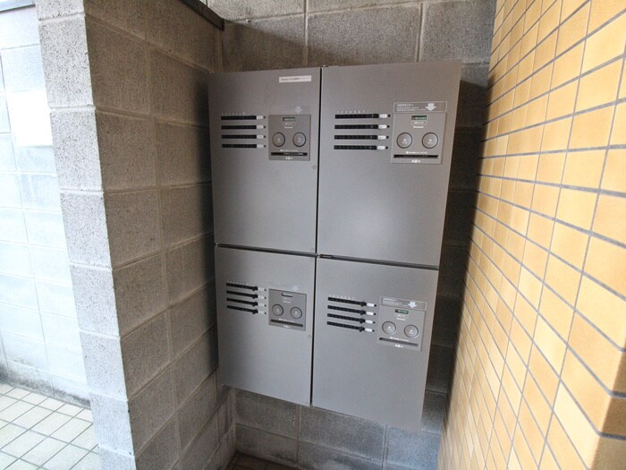 物件外観写真6　(建物設備)