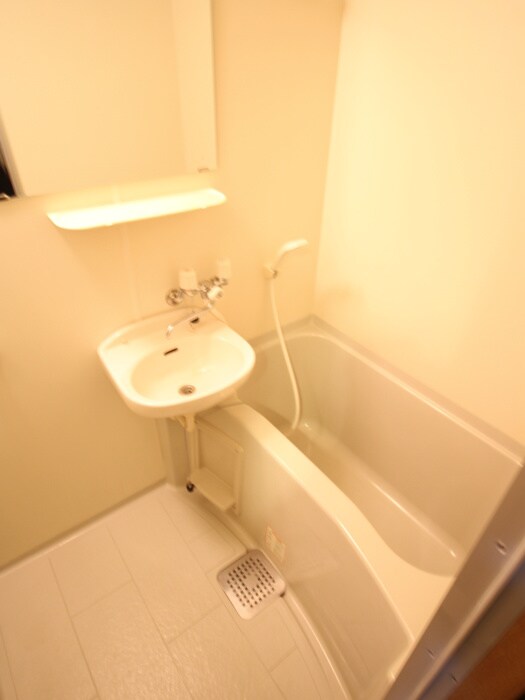 物件内観写真12　(バス／シャワールーム等)