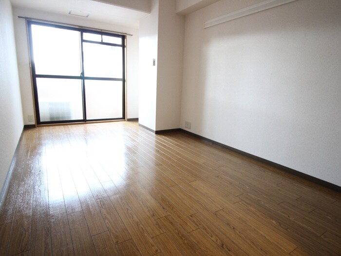 物件内観写真13　(居室)