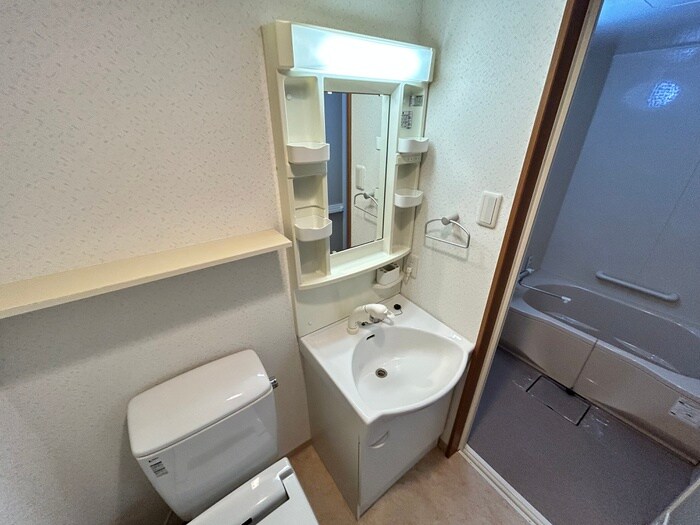 物件内観写真15　(洗面)